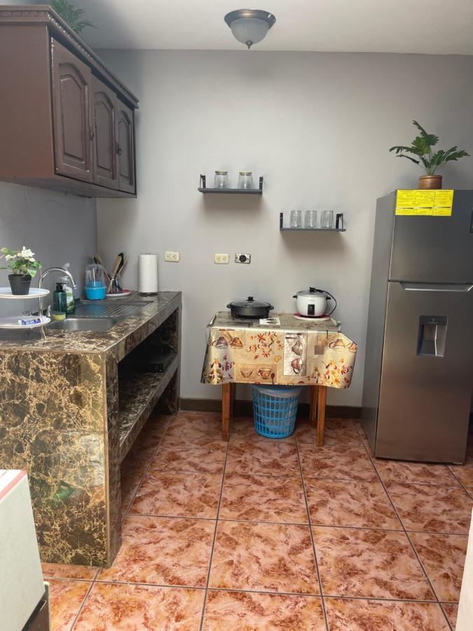 Relax In Downtown Alajuela 5 Min Near The Airport Apartment ภายนอก รูปภาพ